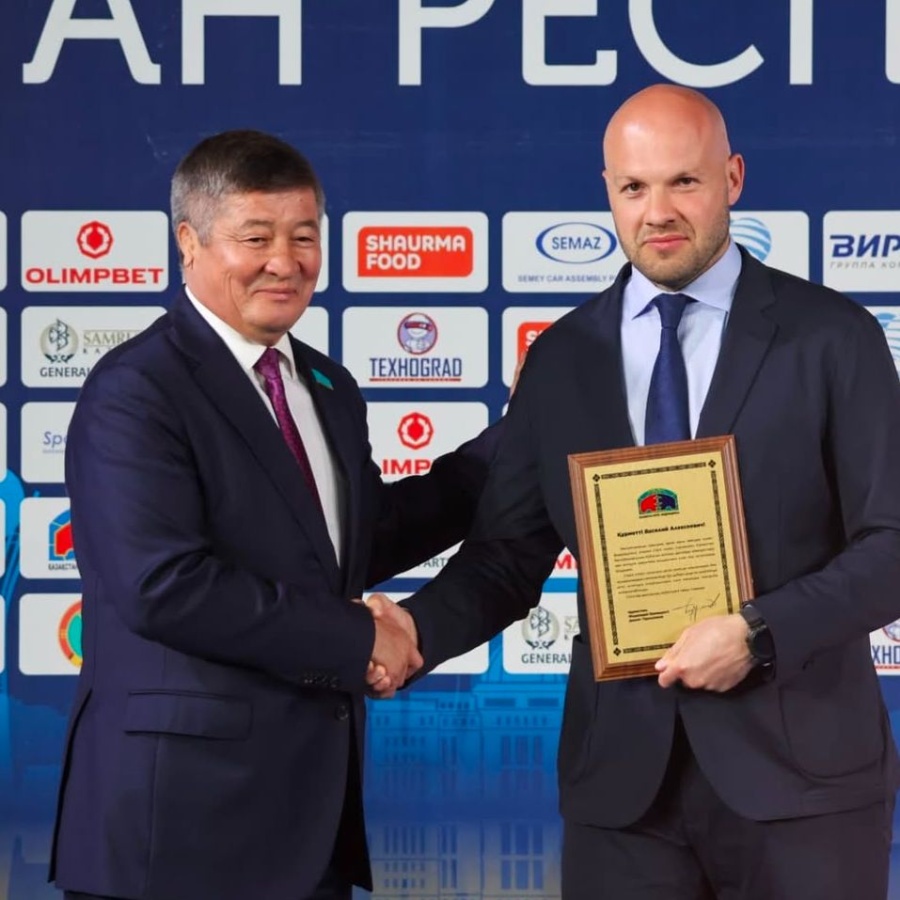 ДӘУЛЕТ ТҰРЛЫХАНОВ КҮРЕС ТҮРЛЕРІНЕН ҚАЗАҚСТАН РЕСПУБЛИКАСЫ КУБОГЫН ҰЙЫМДАСТЫРУҒА ҚОСҚАН ҮЛЕСІ ҮШІН АЛҒЫС ХАТТАР ТАБЫСТАДЫ
